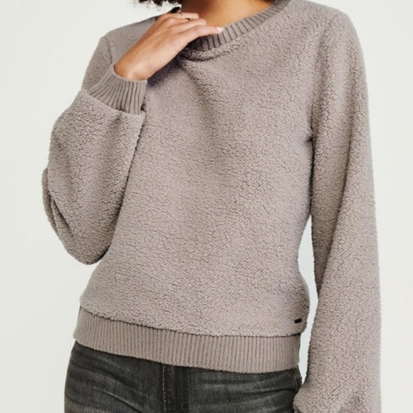 Abercrombie & Fitch Sweaters - Abercrombie & Fitch Soft Sherpa sweater, taupe S